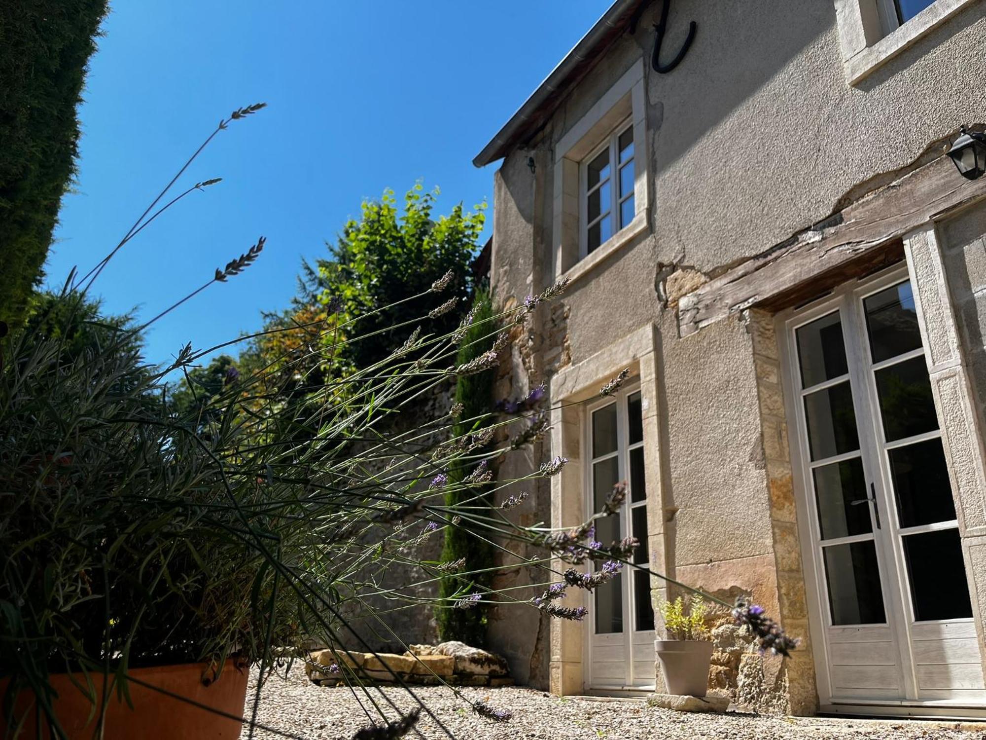 Charming Cottage In Chateau Les Roches Gardens Mont-Saint-Jean  Exterior foto